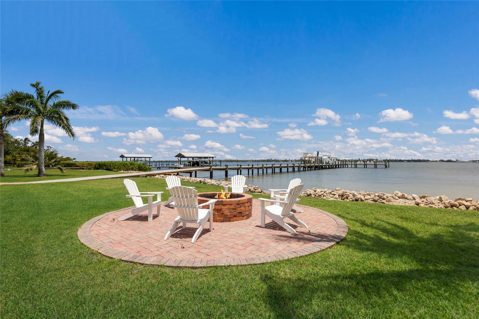 A4693529 Property Photo