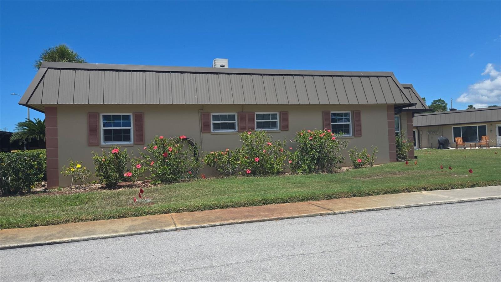MLS# TB8509684 Property Photo