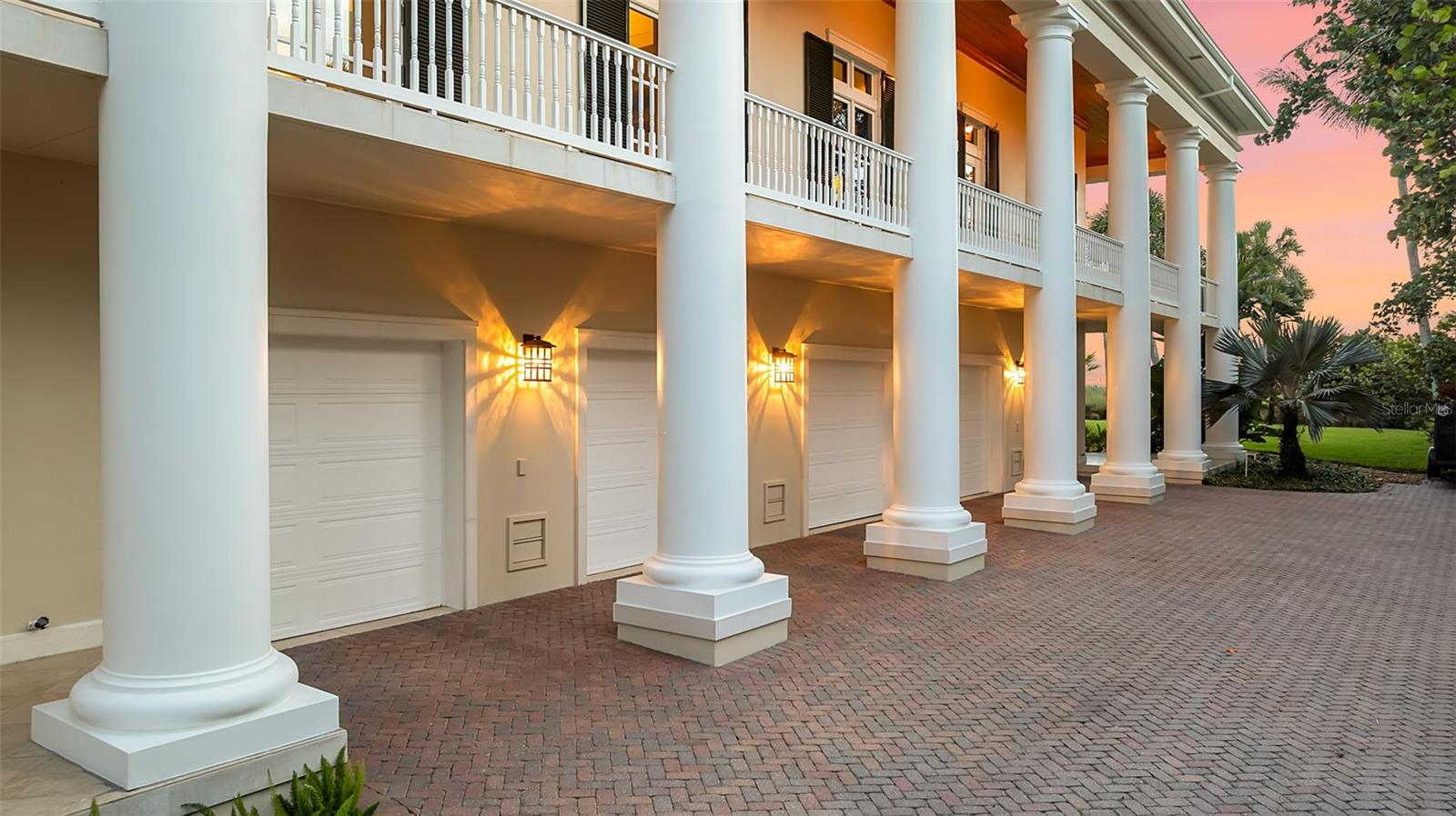 A4694017 Property Photo