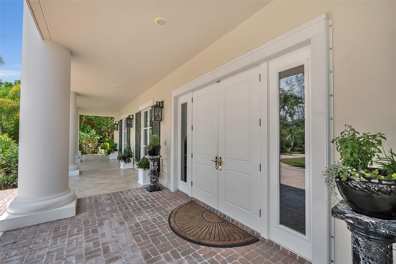A4694017 Property Photo