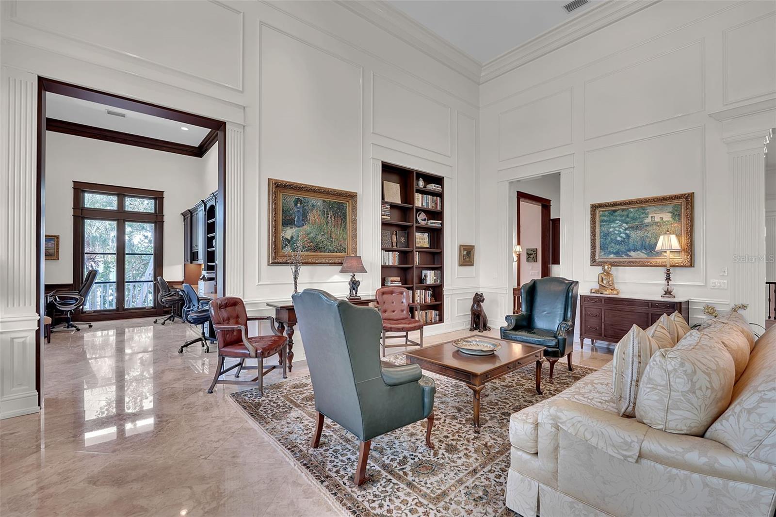 A4694017 Property Photo