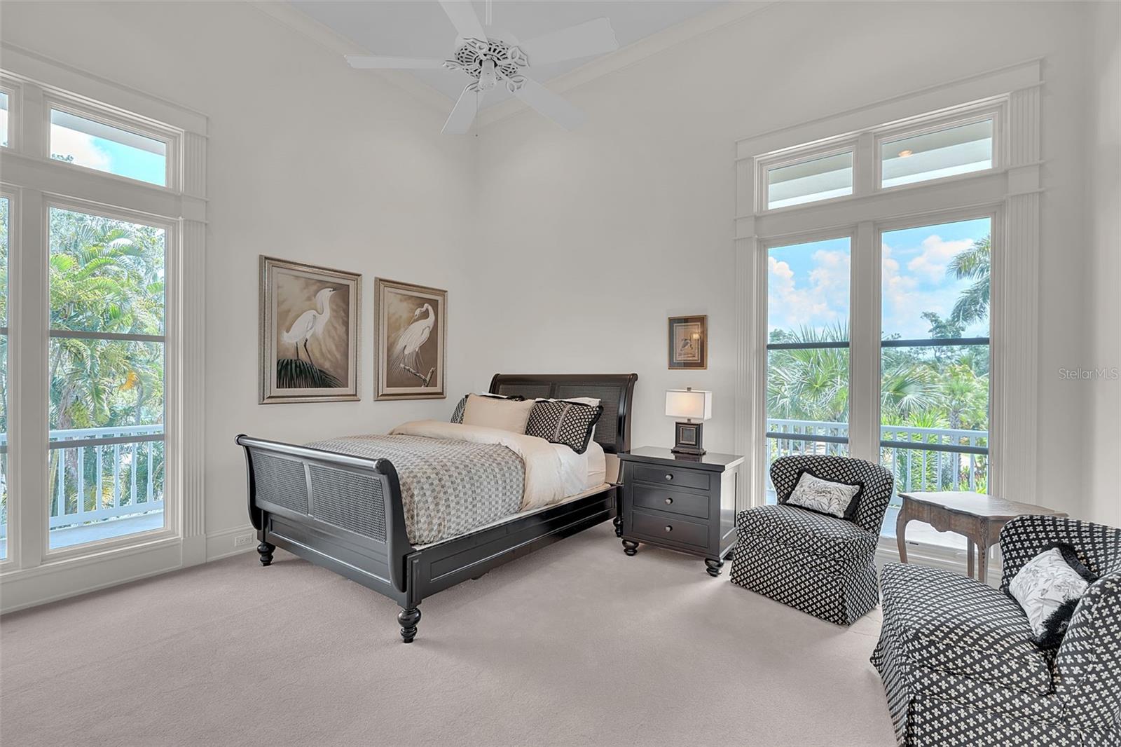 A4694017 Property Photo
