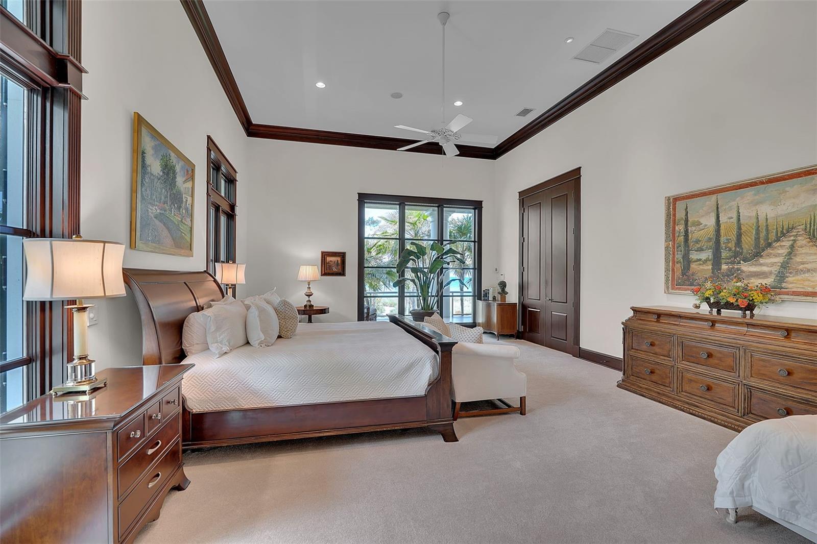 A4694017 Property Photo