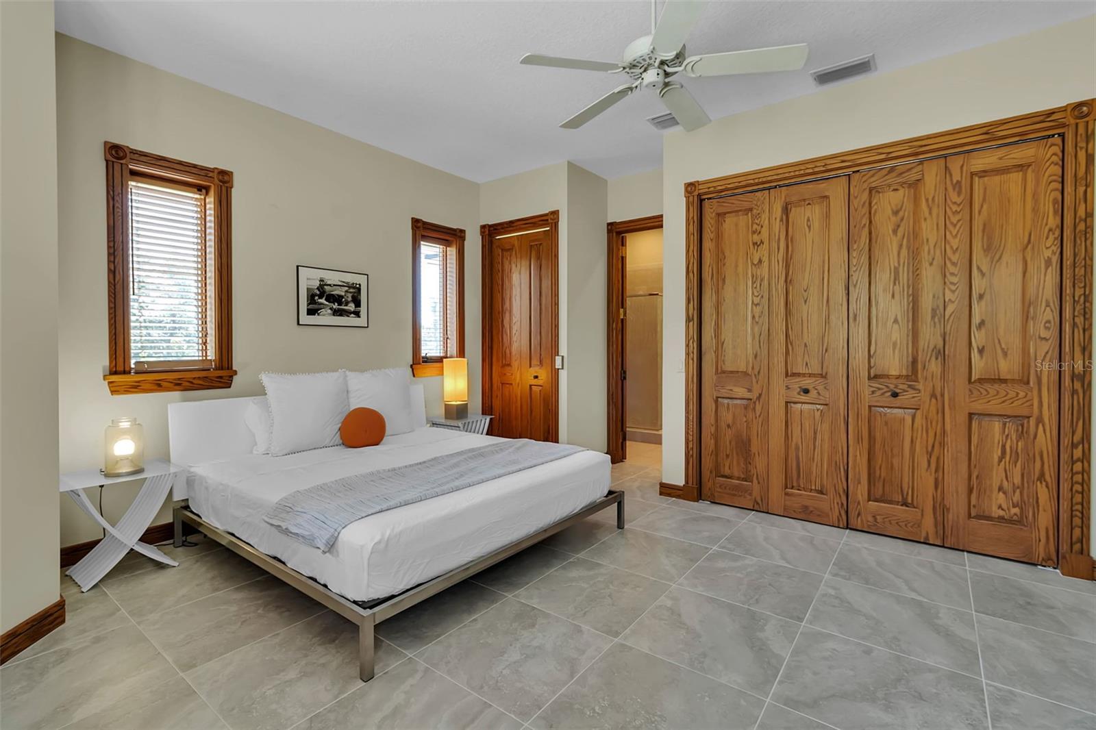 A4694029 Property Photo
