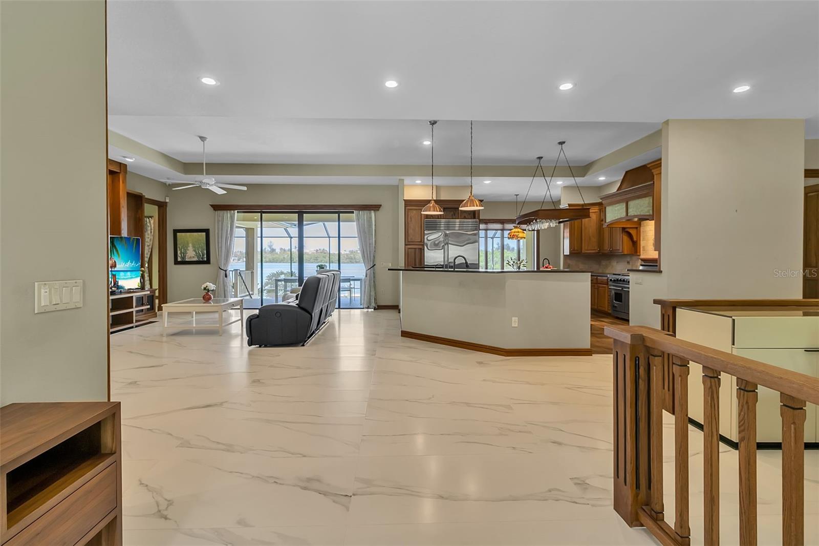 A4694029 Property Photo