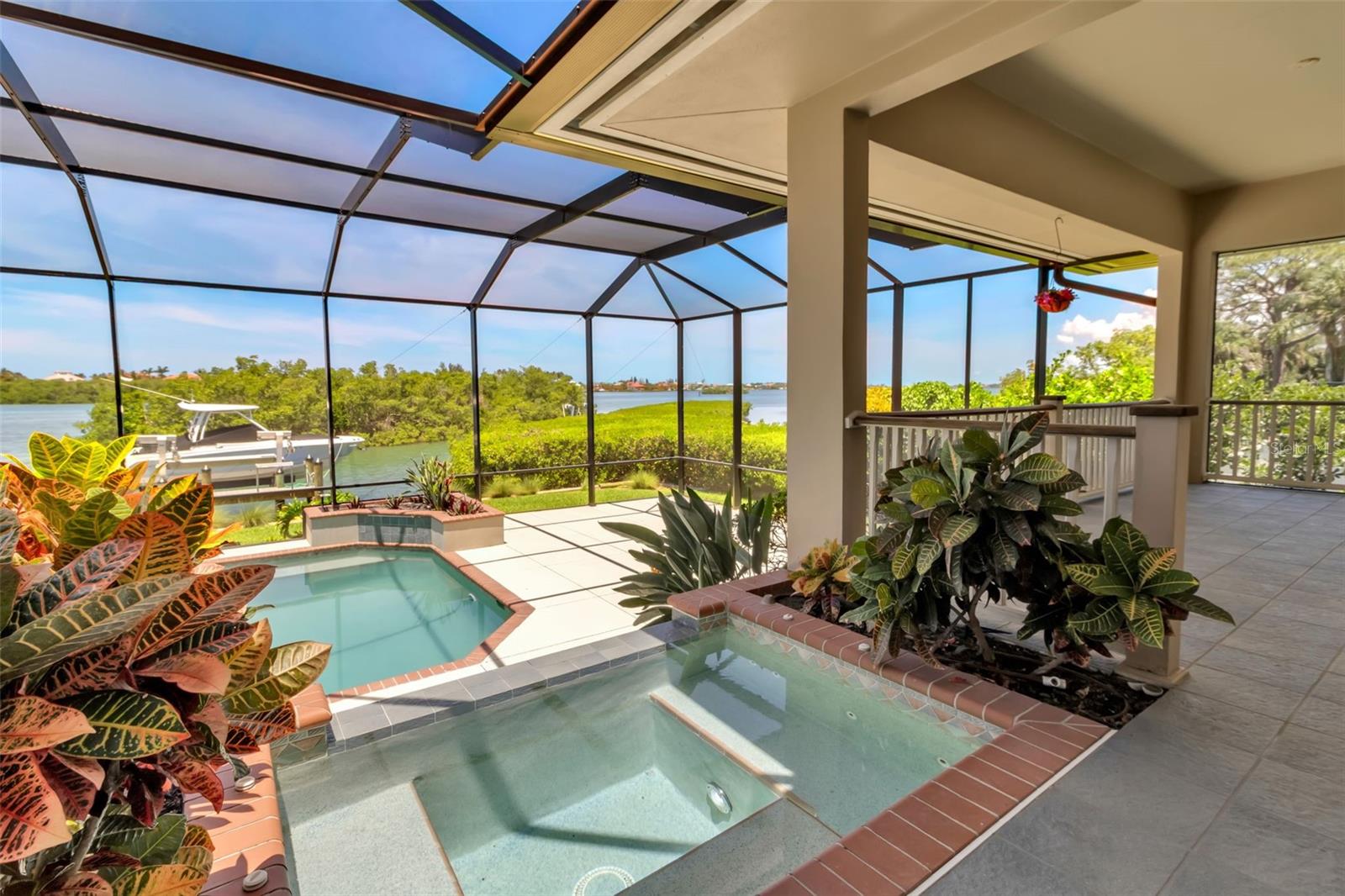 A4694029 Property Photo