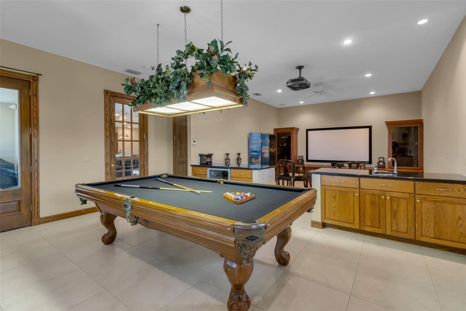 A4694029 Property Photo