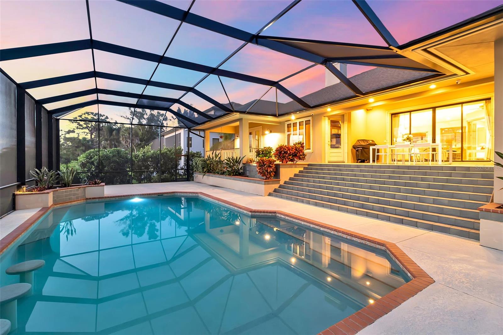 A4694029 Property Photo