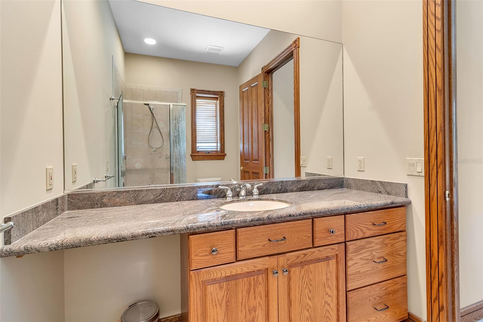 A4694029 Property Photo