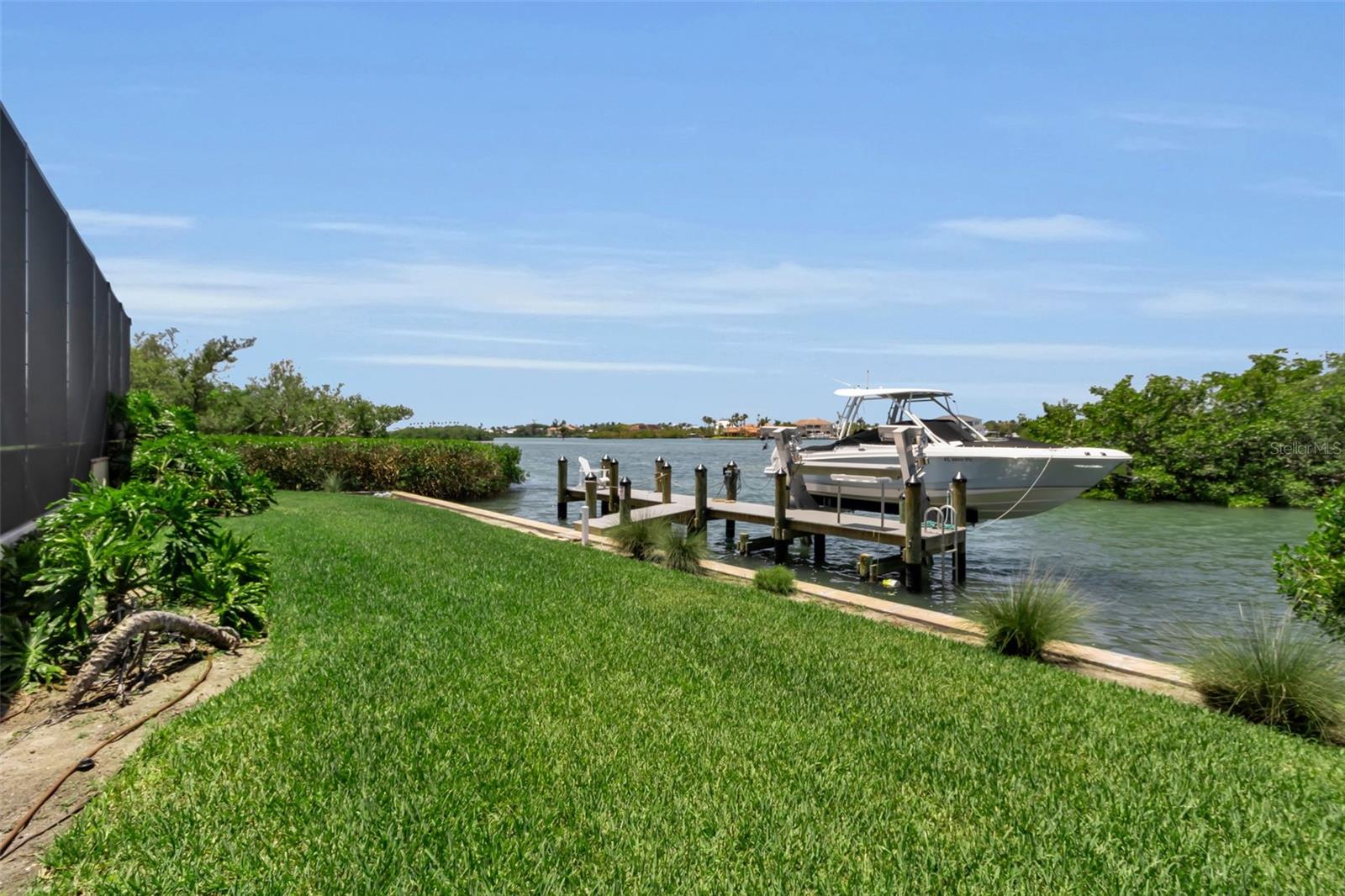 A4694029 Property Photo