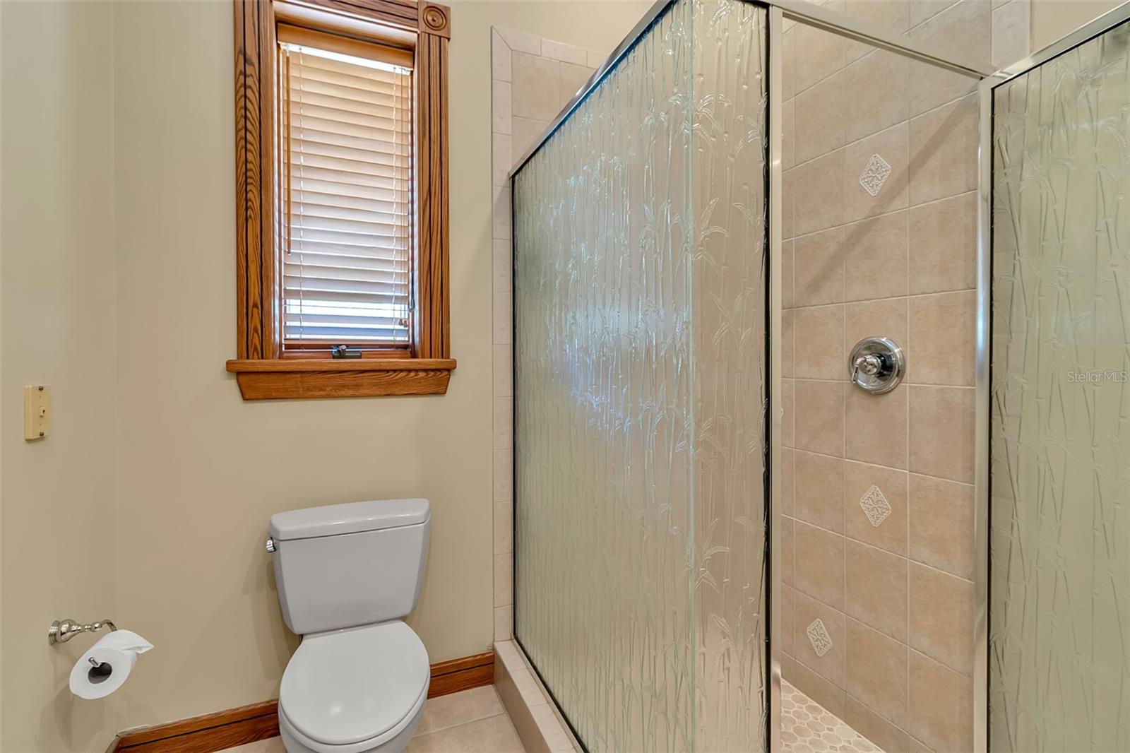 A4694029 Property Photo