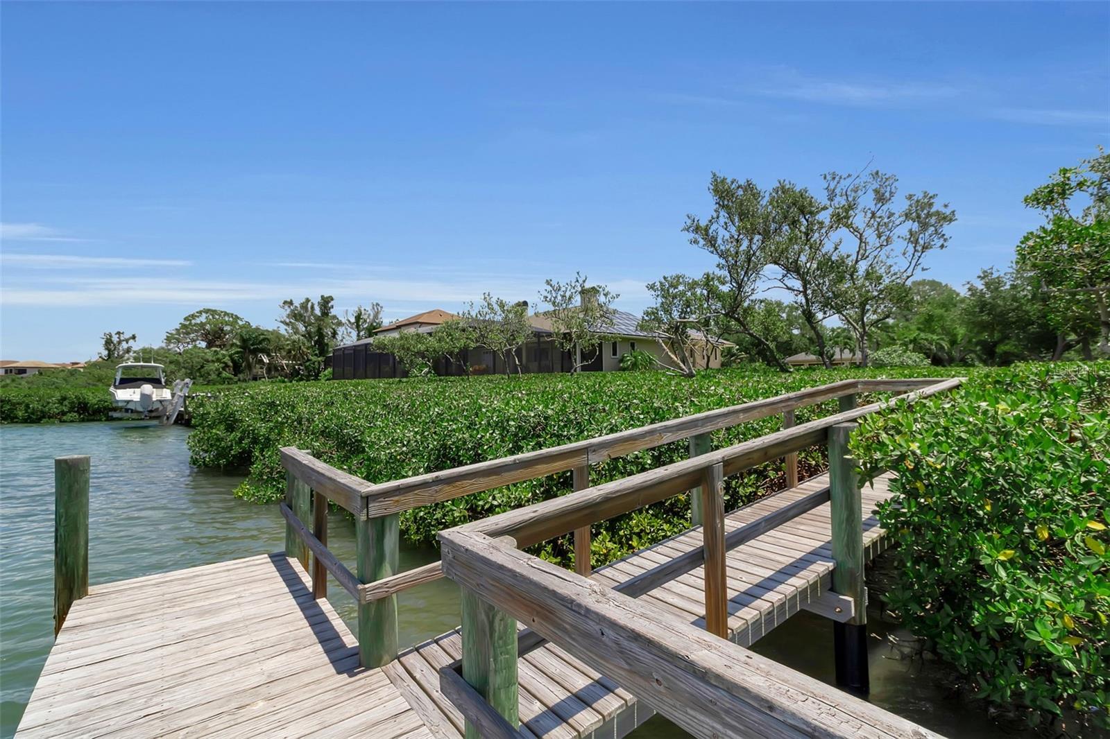 A4694029 Property Photo