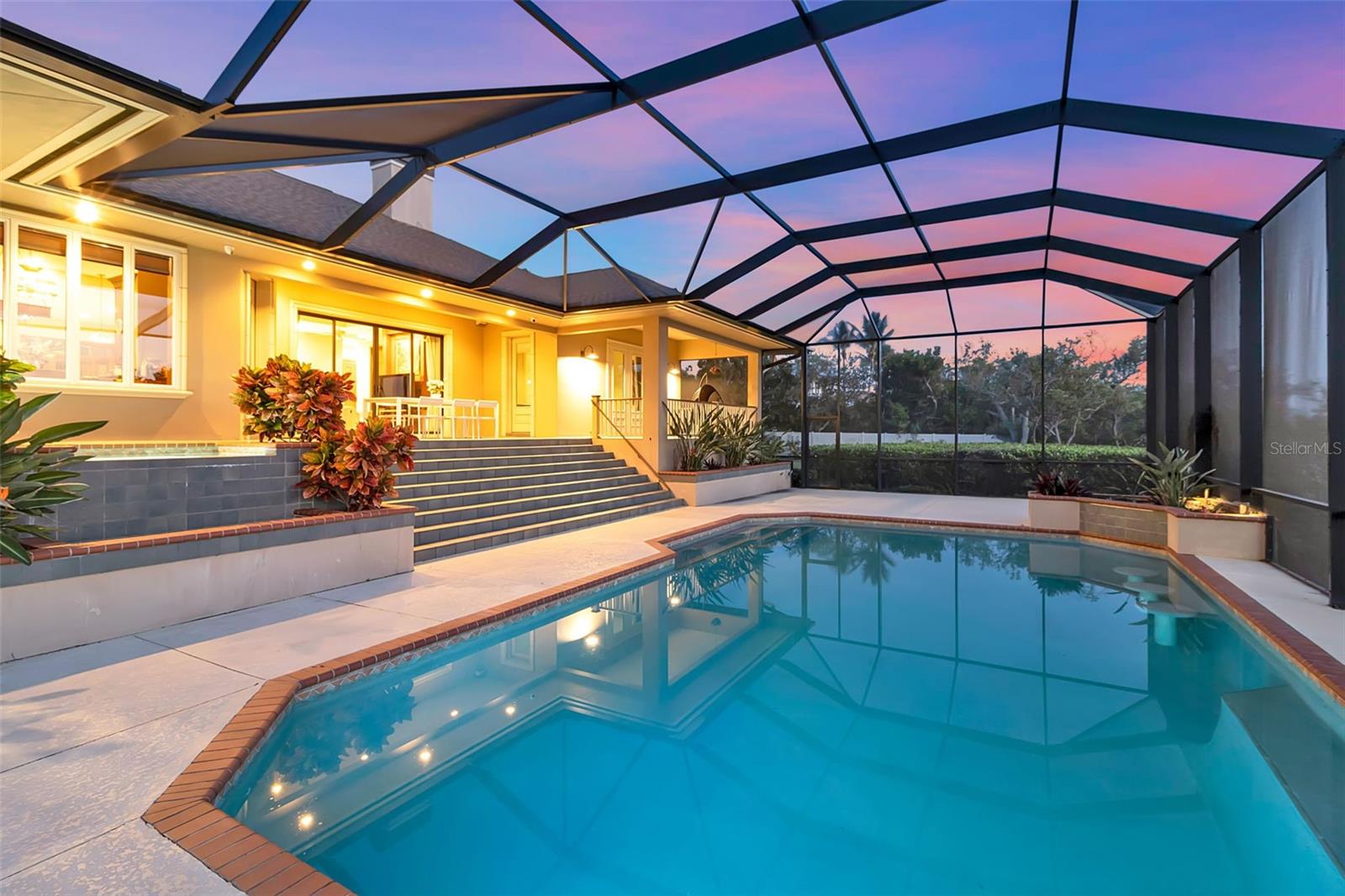 A4694029 Property Photo