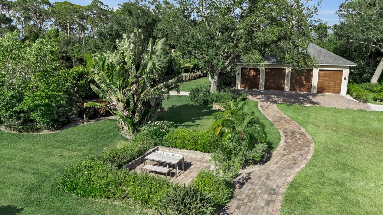 A4694029 Property Photo