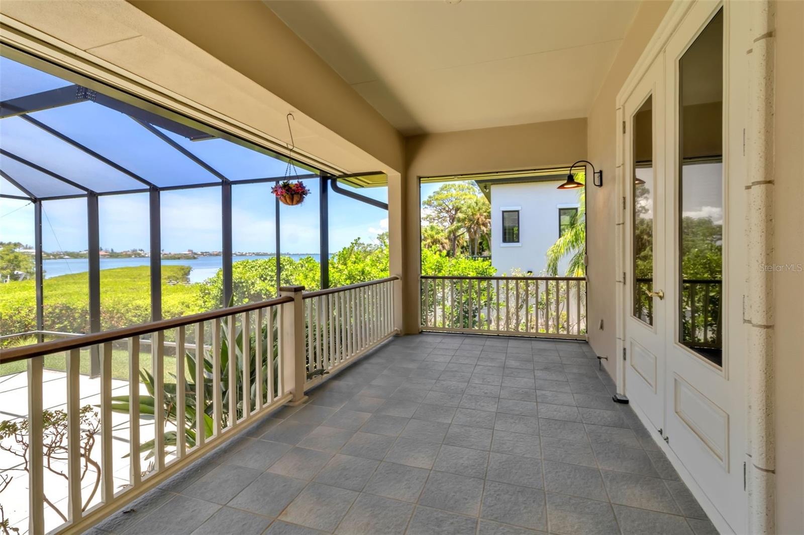 A4694029 Property Photo