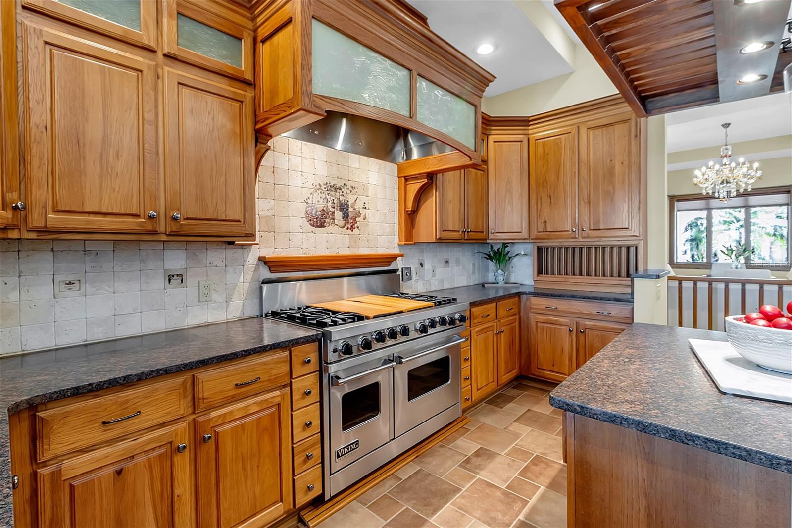 A4694029 Property Photo
