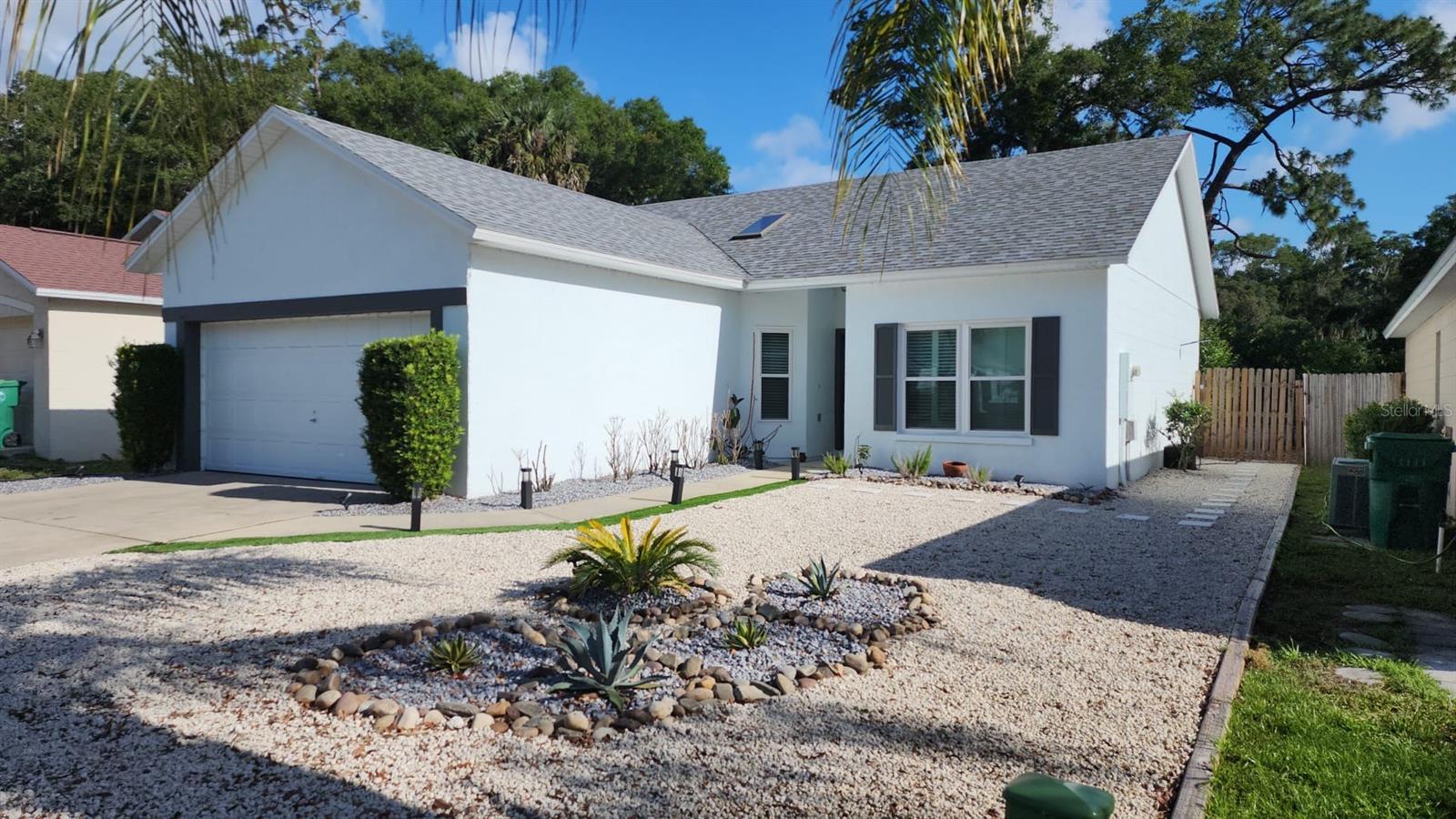 W7885890 Property Photo