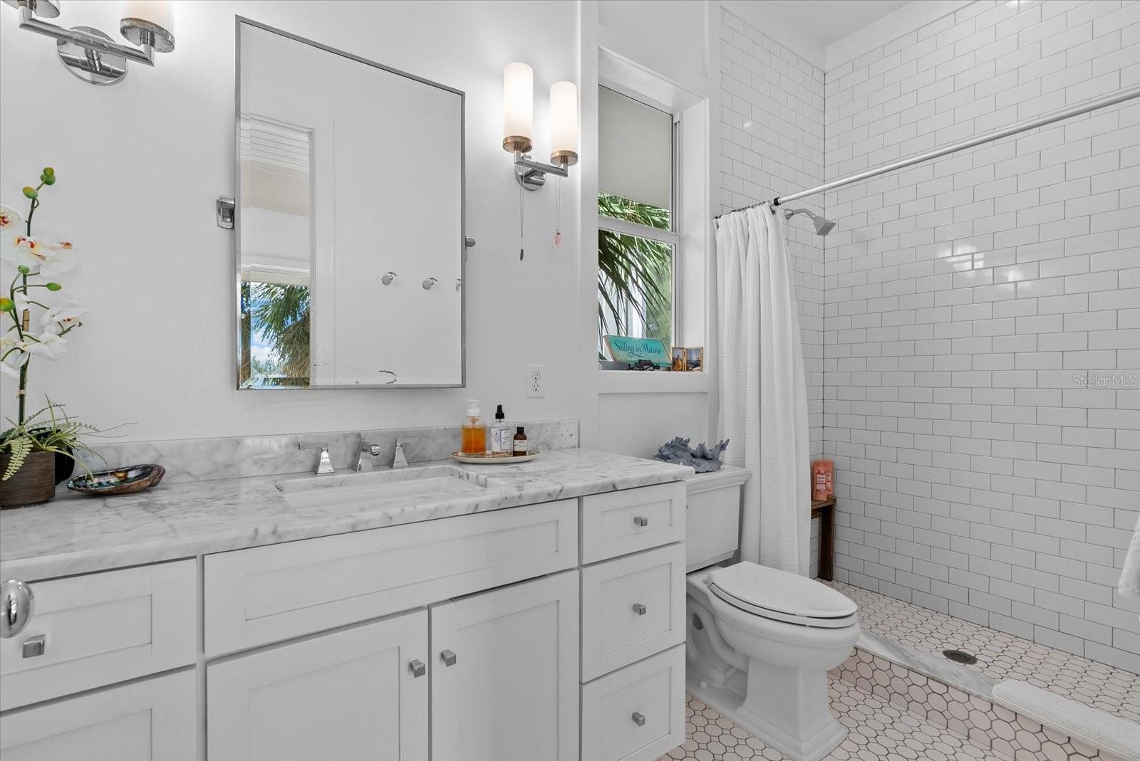 A4694196 Property Photo