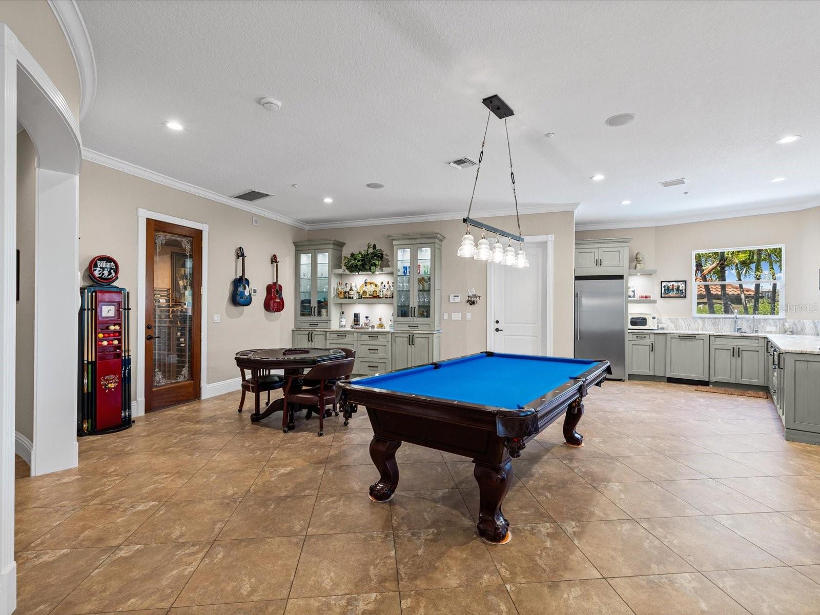 TB8510766 Property Photo