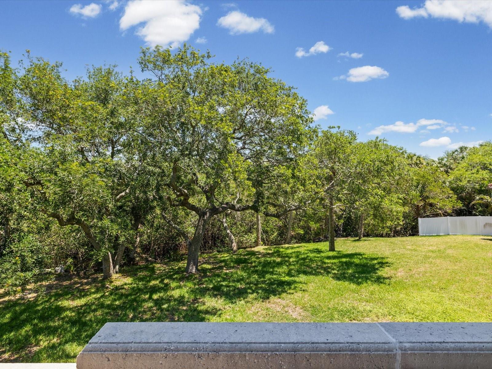 TB8510766 Property Photo