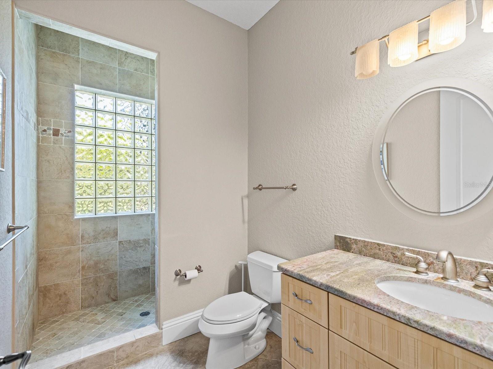 TB8510766 Property Photo