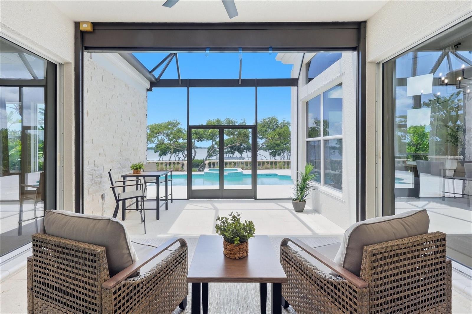 A4694394 Property Photo