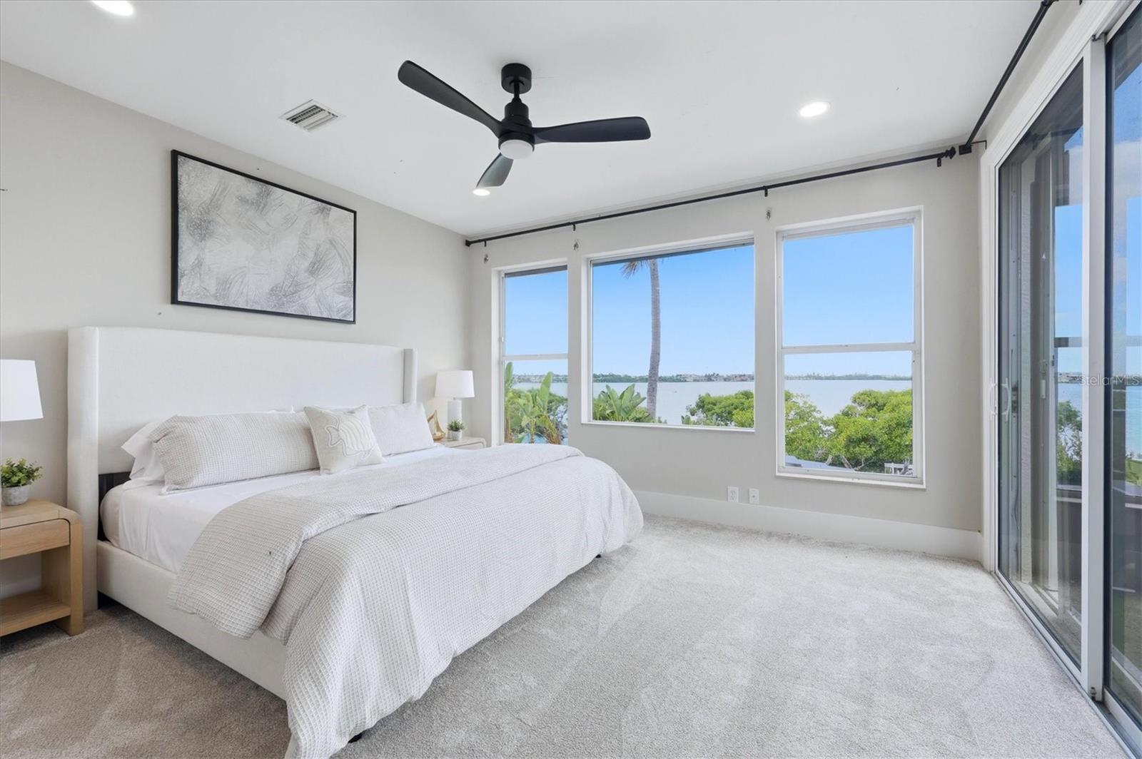 A4694394 Property Photo