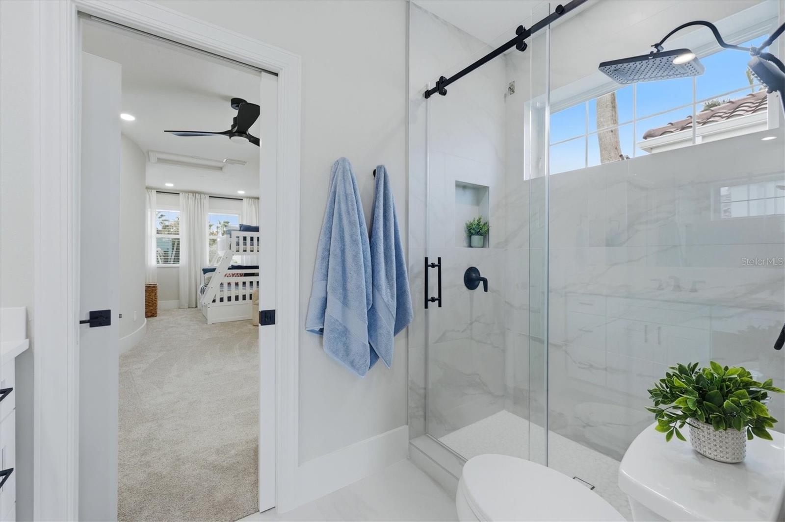 A4694394 Property Photo