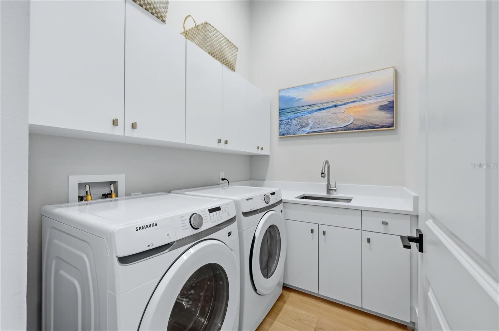 A4694394 Property Photo