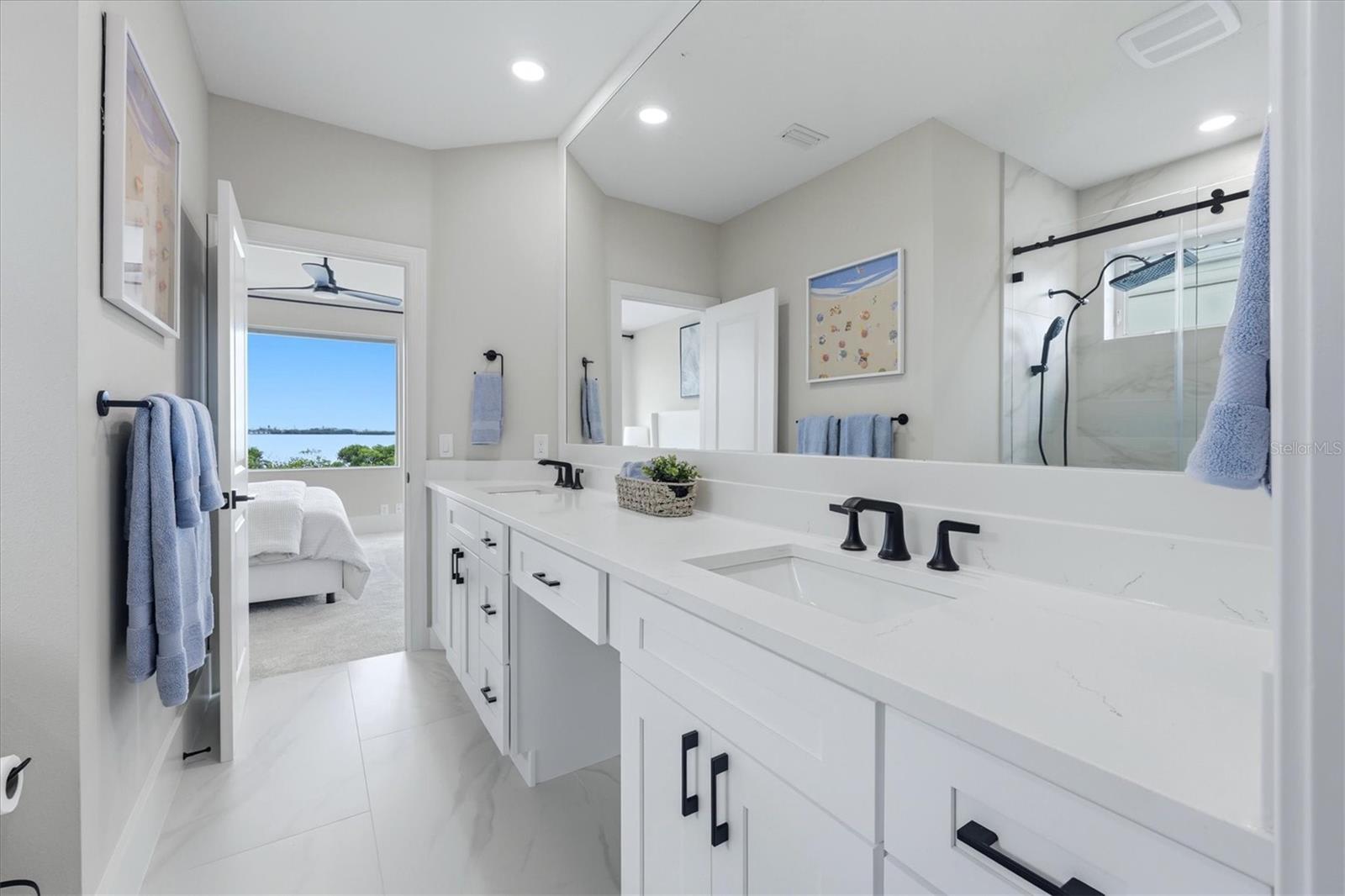 A4694394 Property Photo