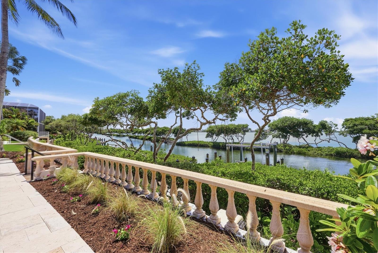 A4694394 Property Photo