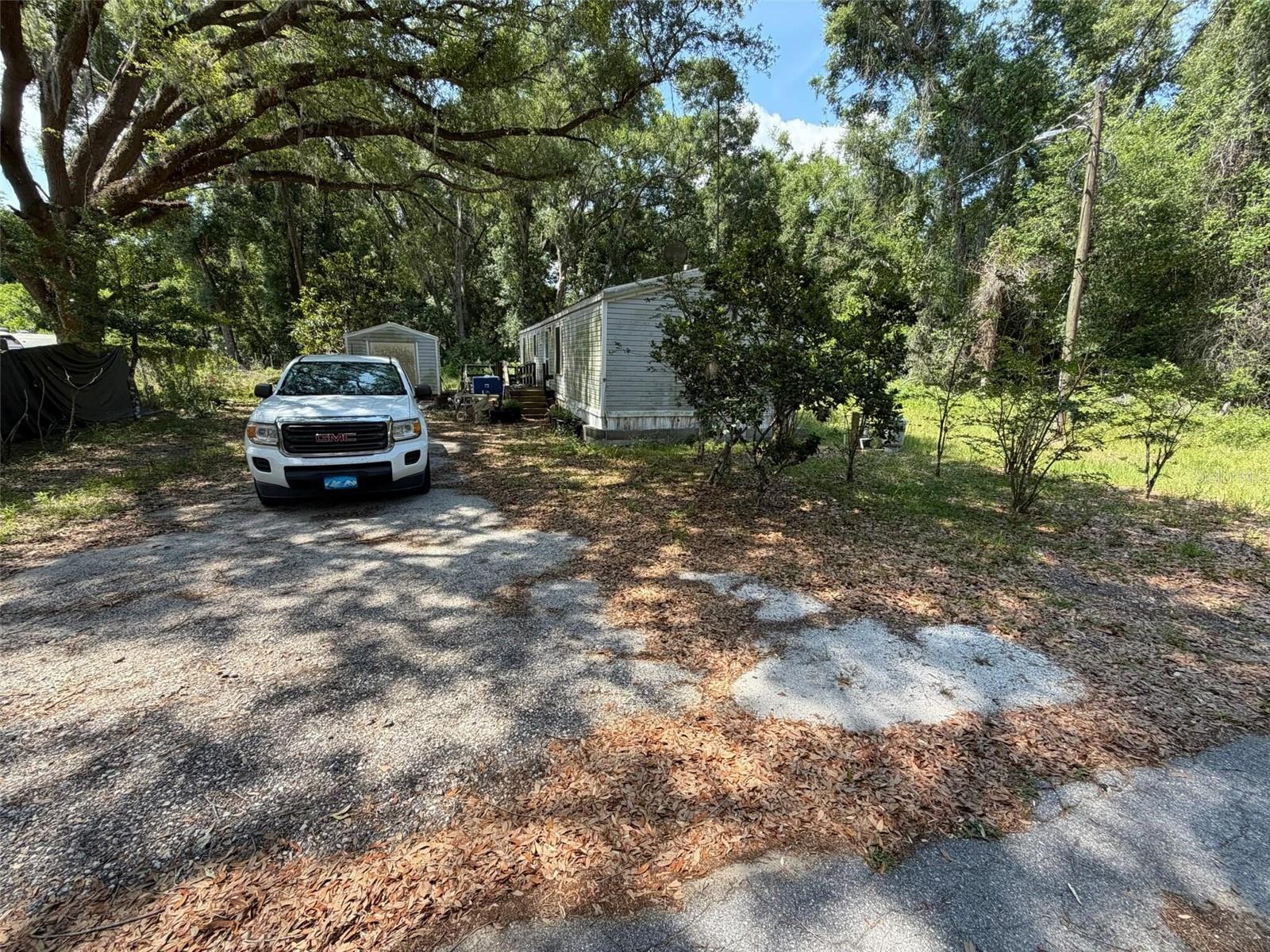 MLS# O6409686 Property Photo