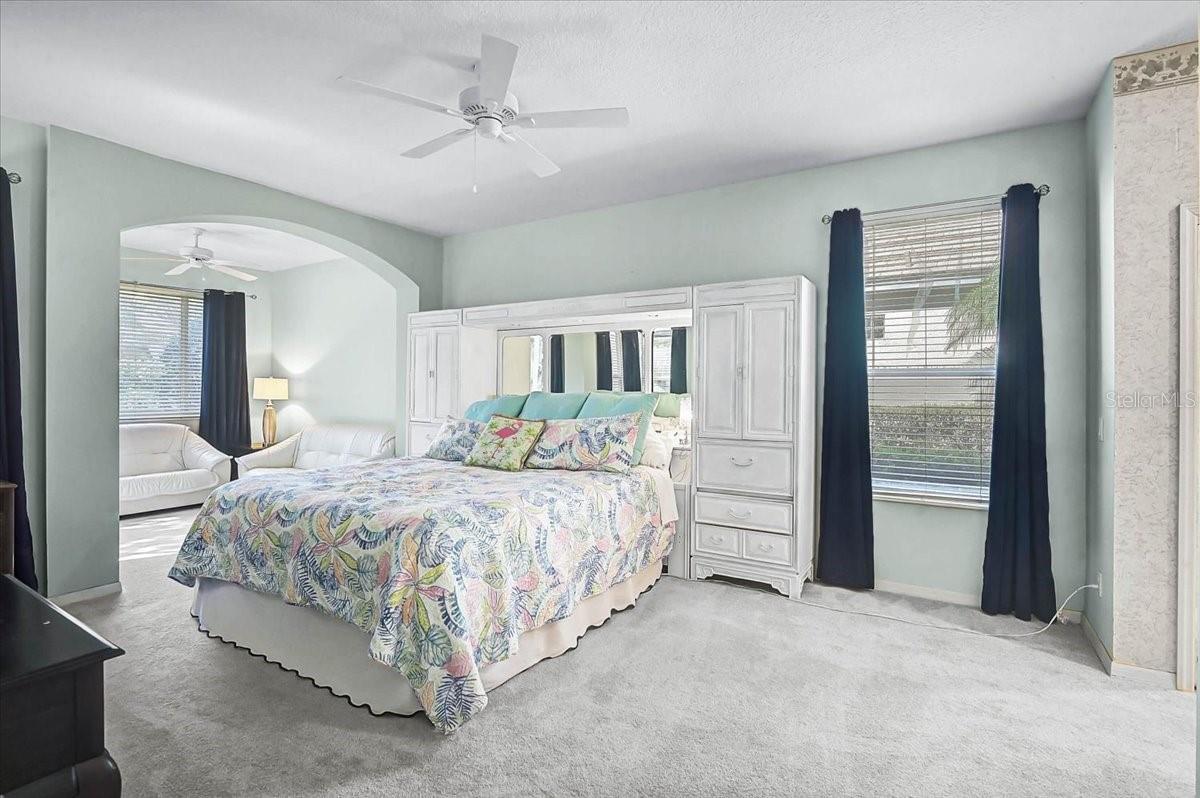 A4694468 Property Photo