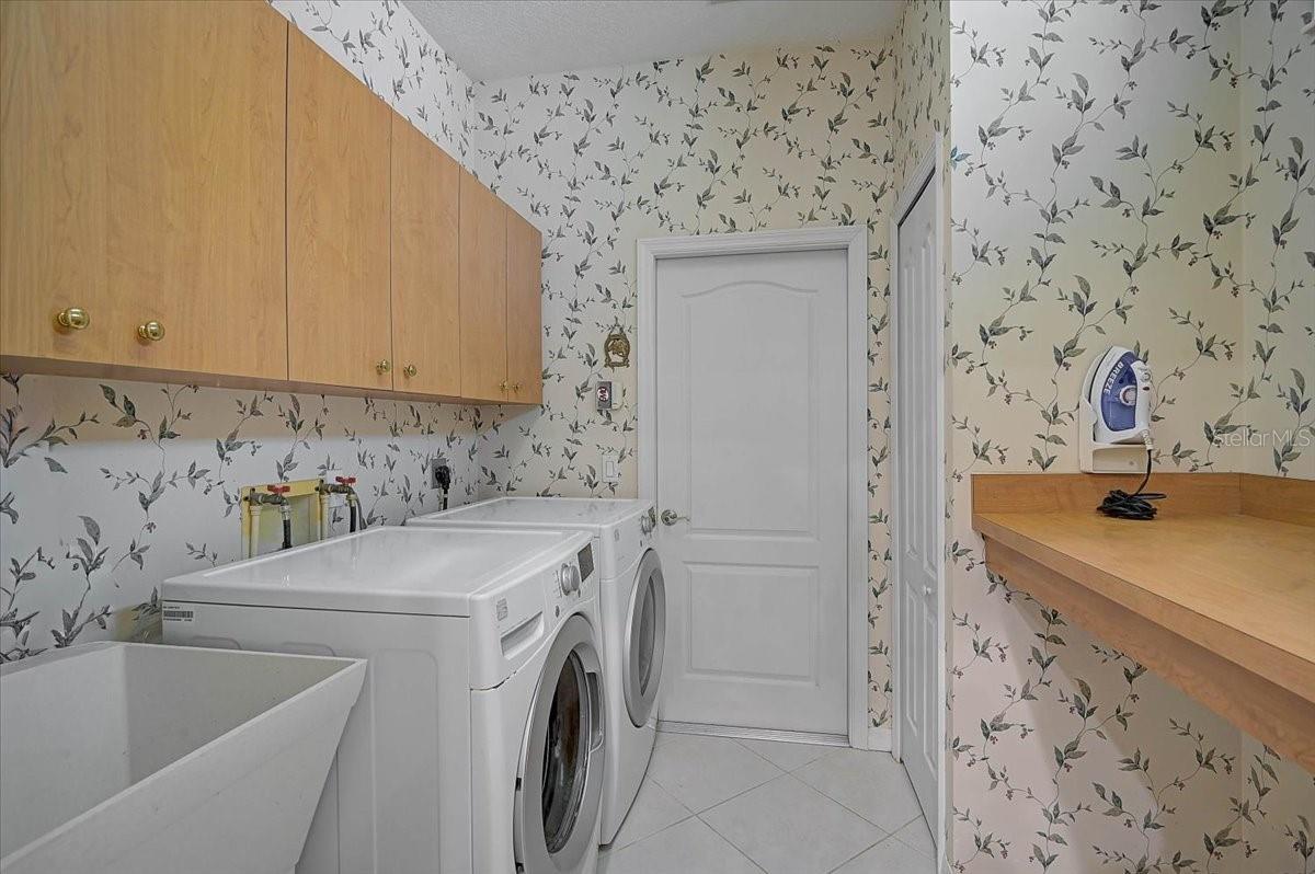 A4694468 Property Photo