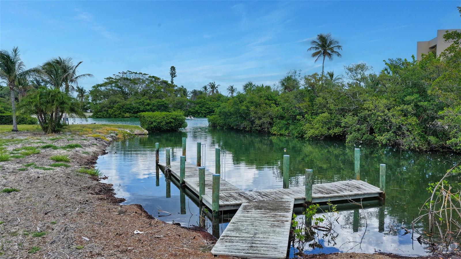 A4694502 Property Photo