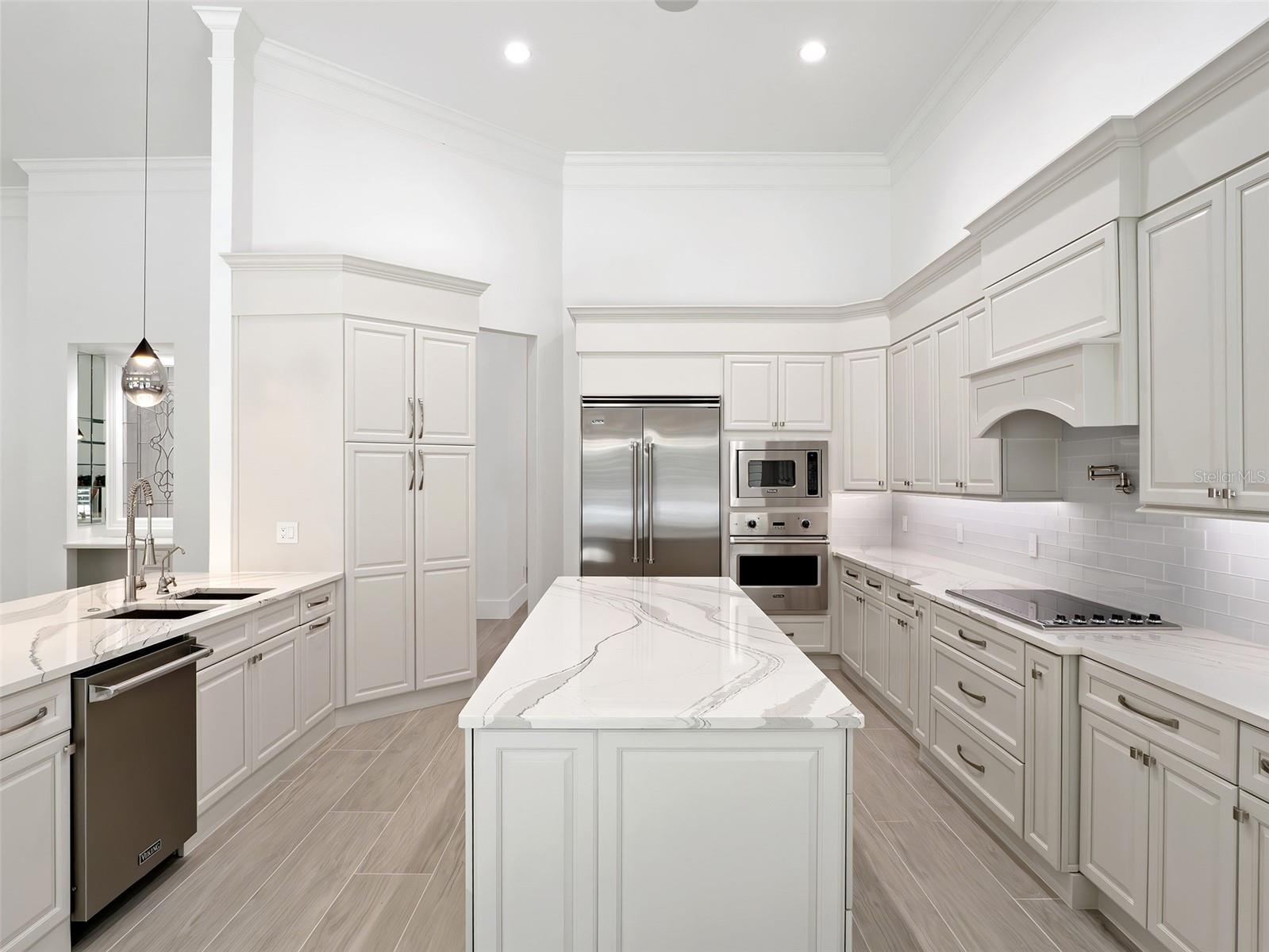 O6409961 Property Photo