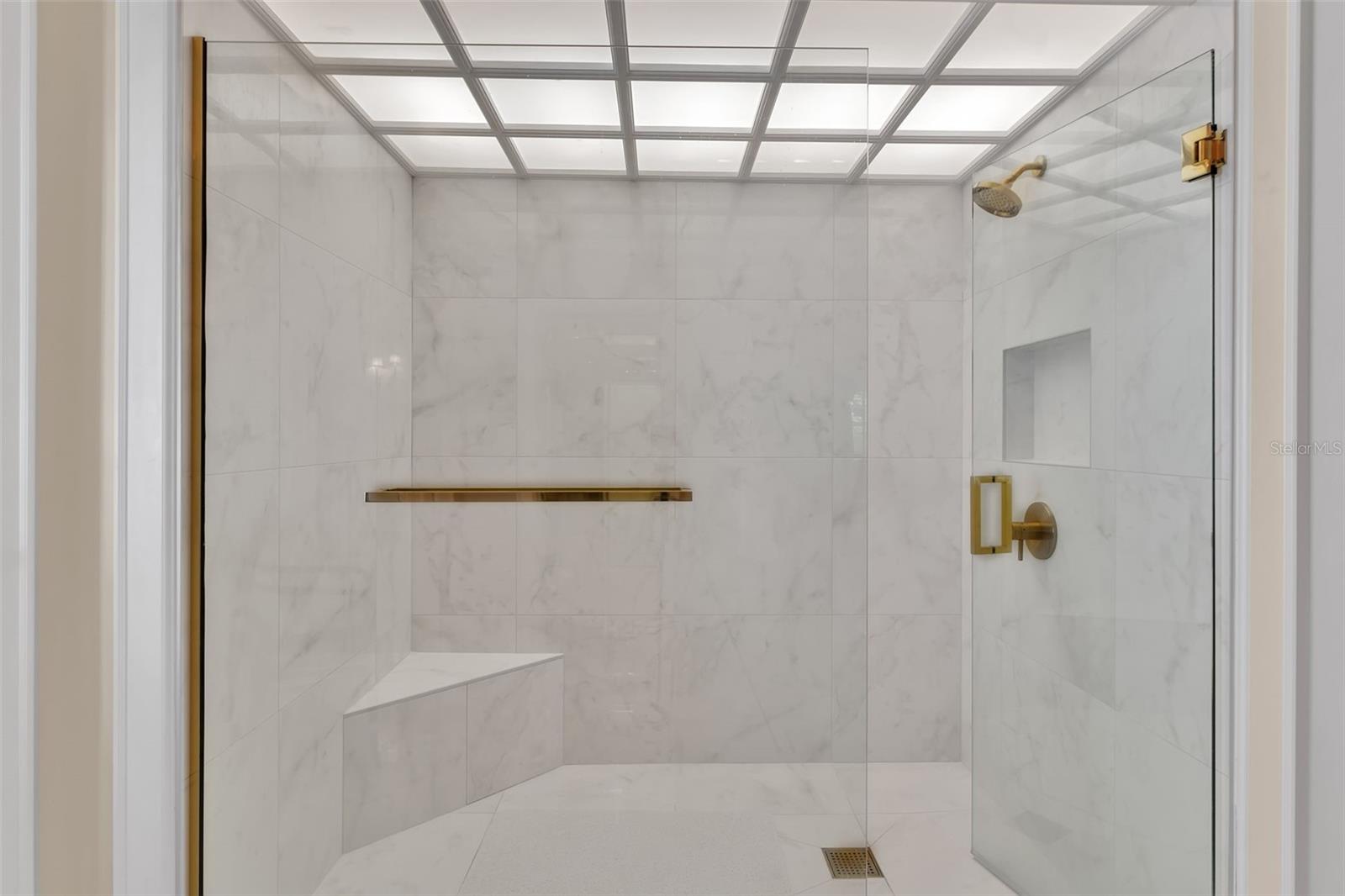 A4694716 Property Photo