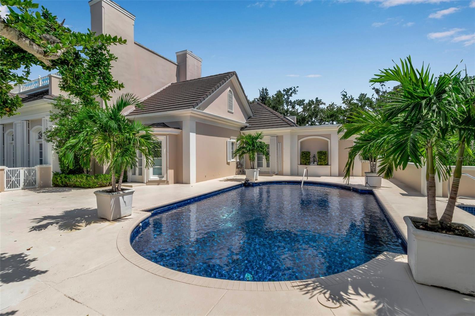 A4694716 Property Photo