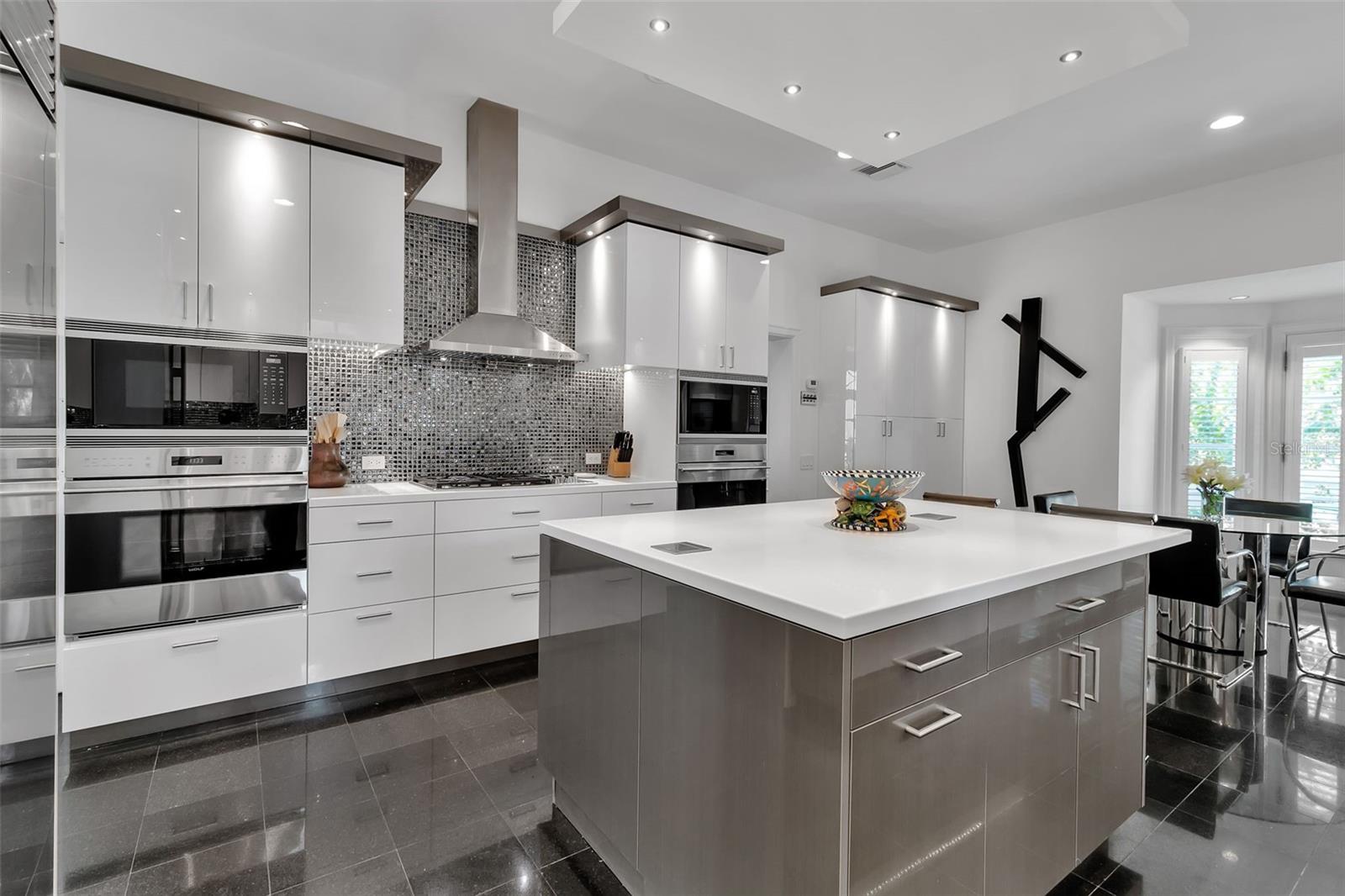 A4694716 Property Photo