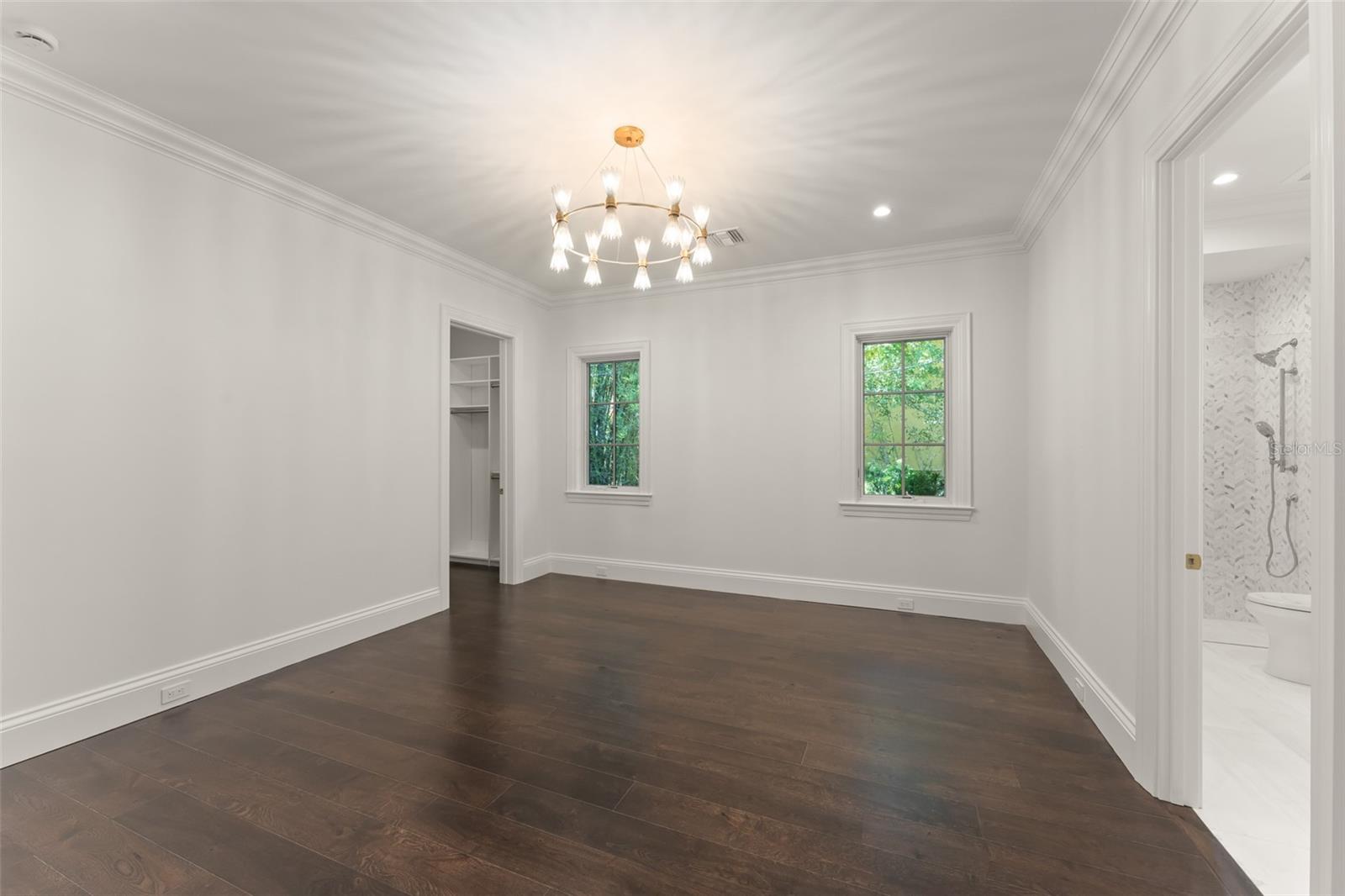 O6411245 Property Photo