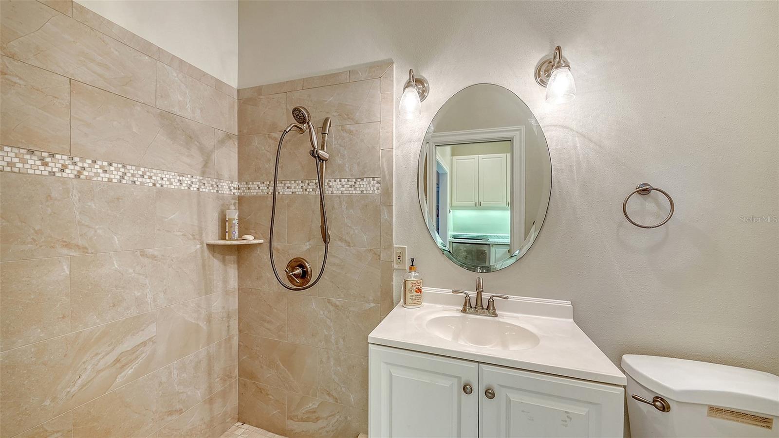 A4695145 Property Photo