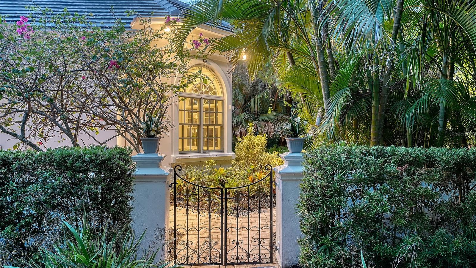 A4695145 Property Photo
