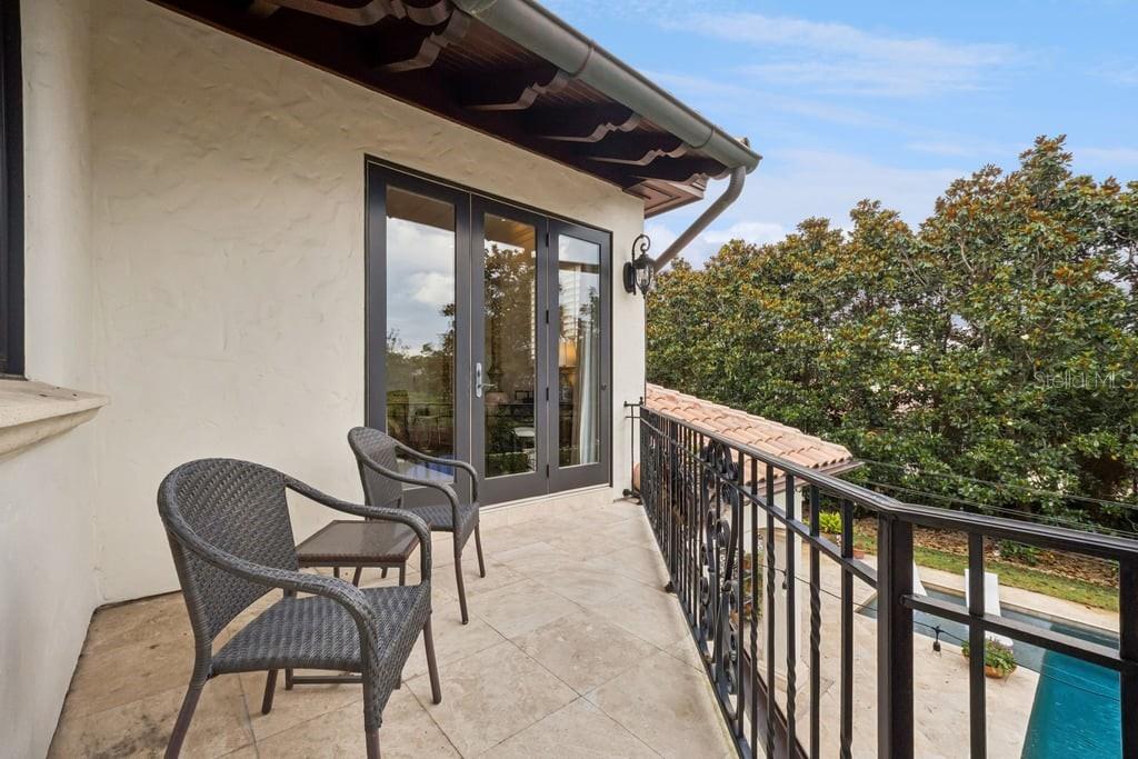 O6411706 Property Photo