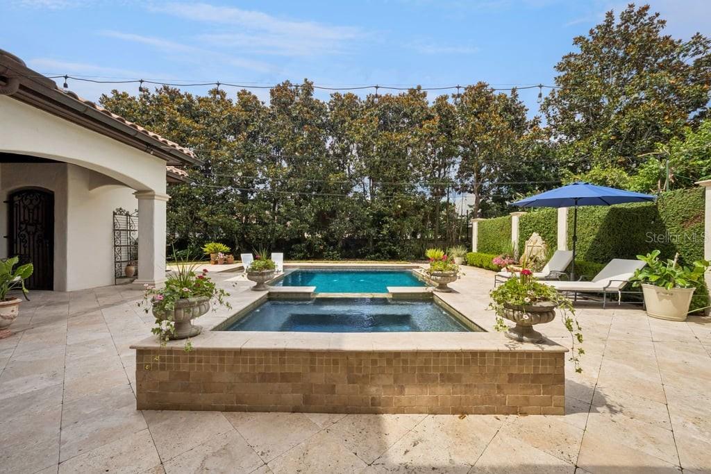 O6411706 Property Photo