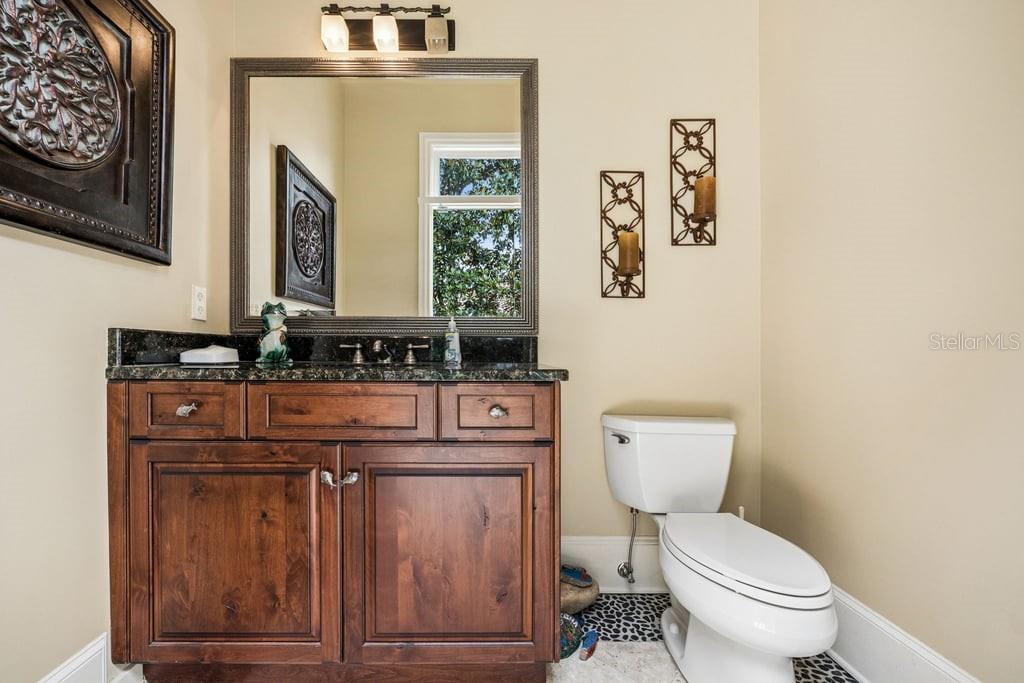 O6411706 Property Photo