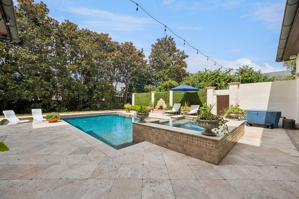 O6411706 Property Photo