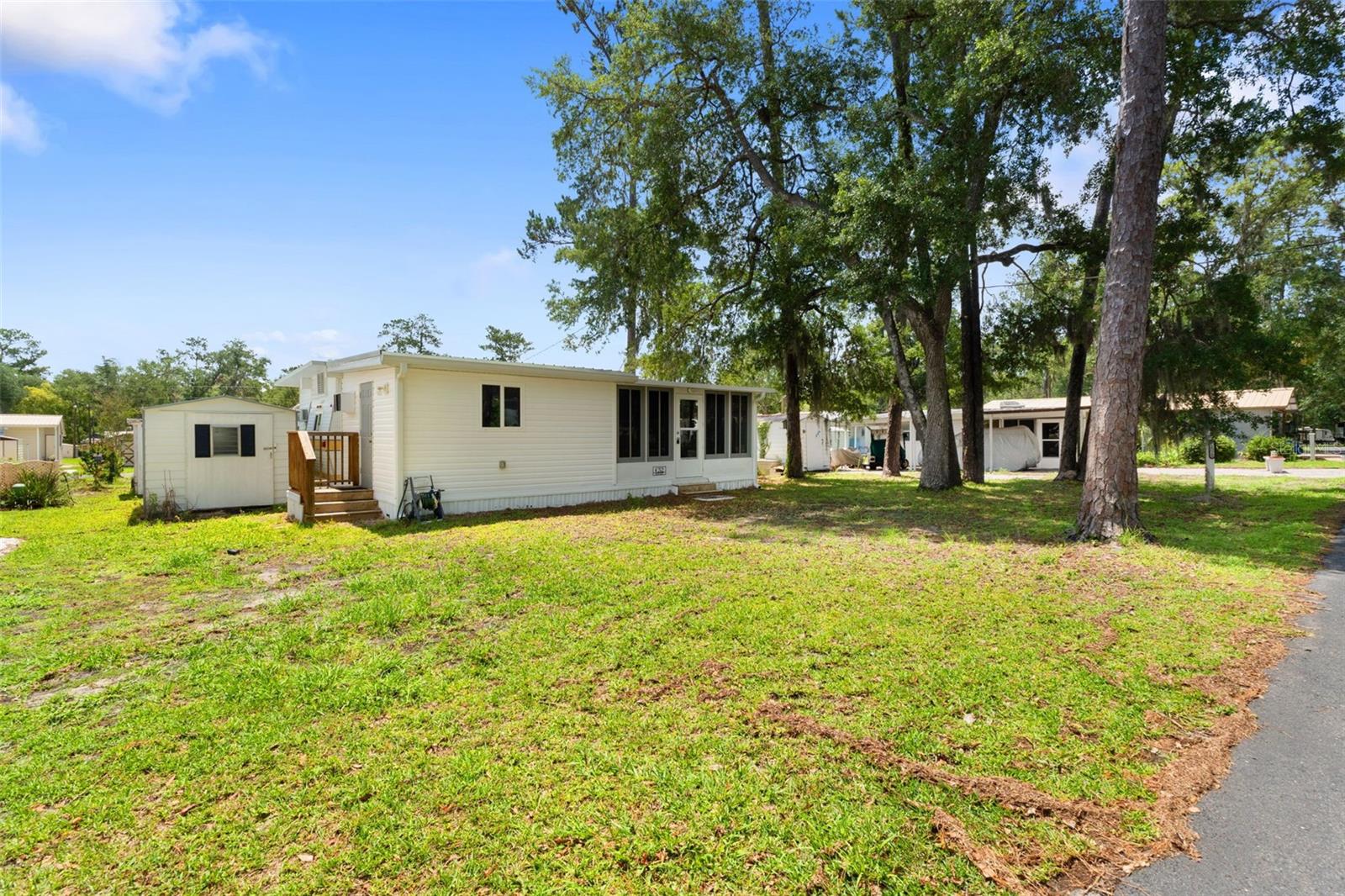 MLS# TB8513331 Property Photo