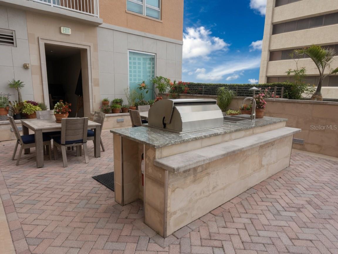 A4695236 Property Photo
