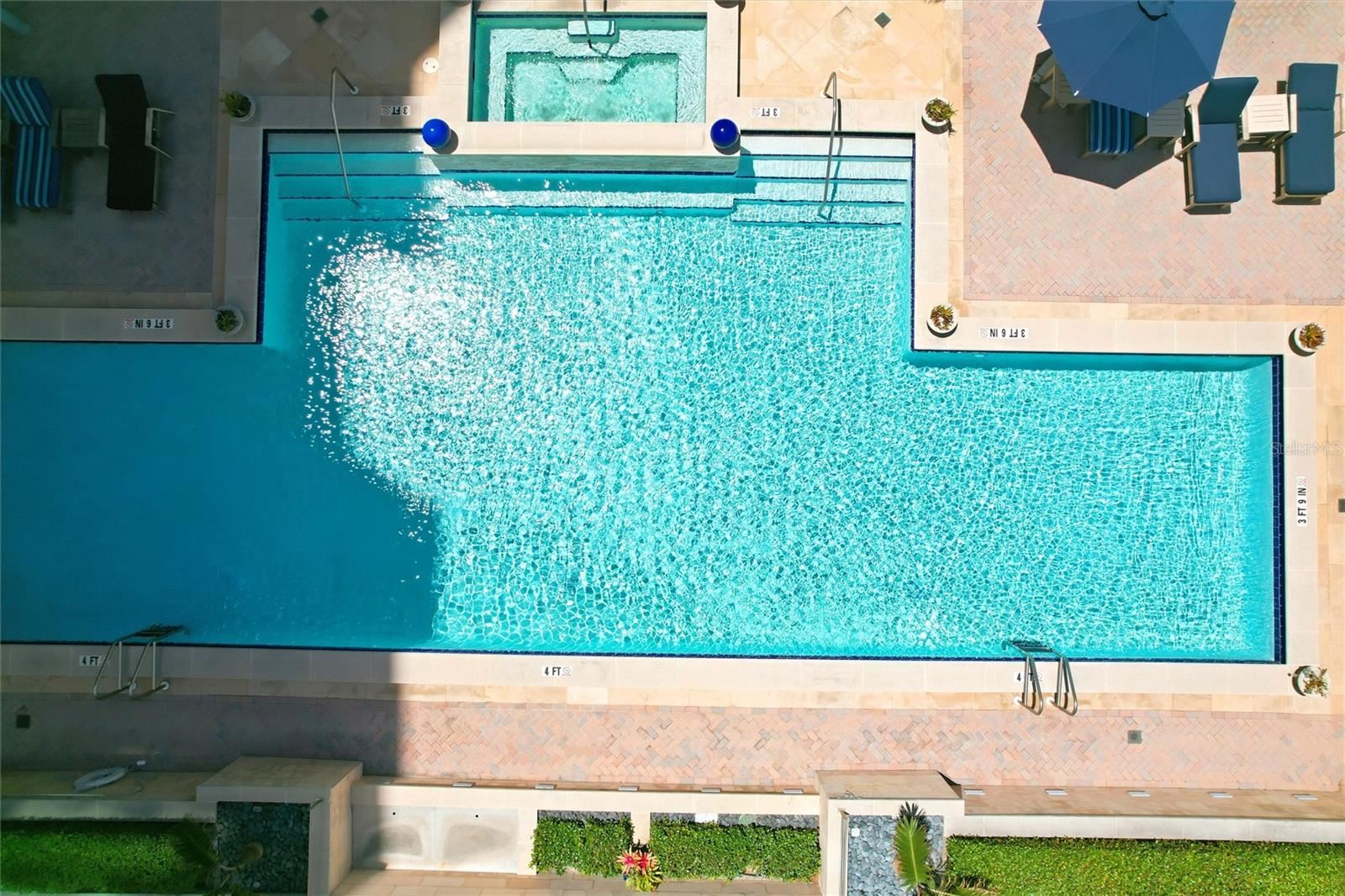 A4695236 Property Photo