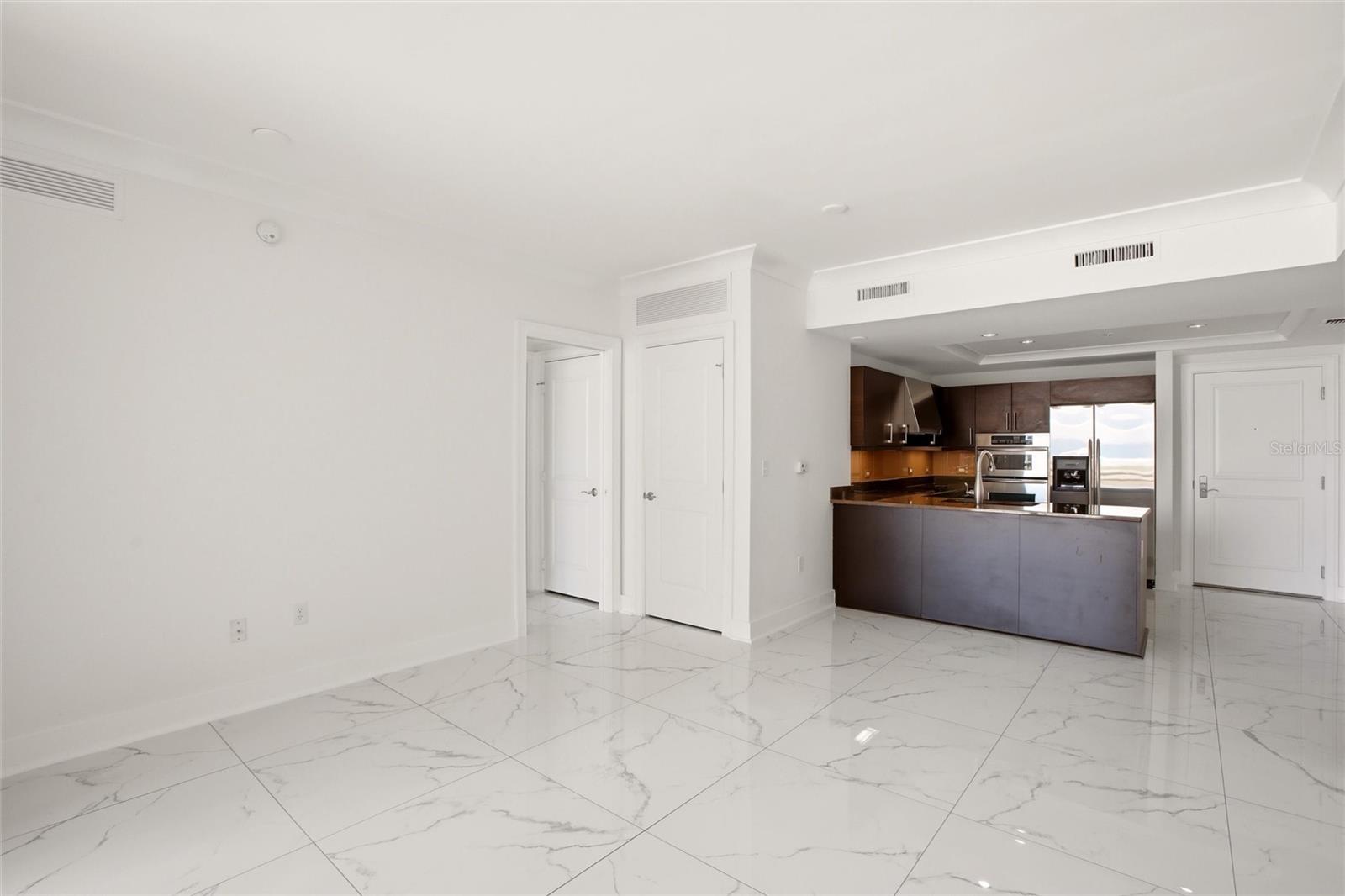 A4695236 Property Photo